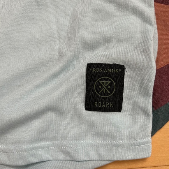 Roark - Run Amok - Mathis Short Sleeve Tee - Weller Ice Blue - Men’s M - Picture 4 of 4